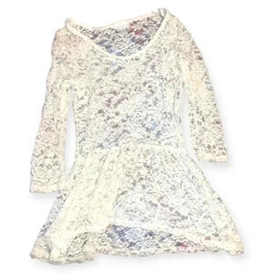 Decree lace peplum blouse